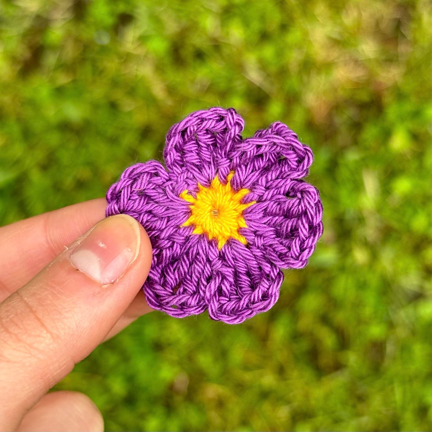 Broche Fleur au crochet - Coloris au choix