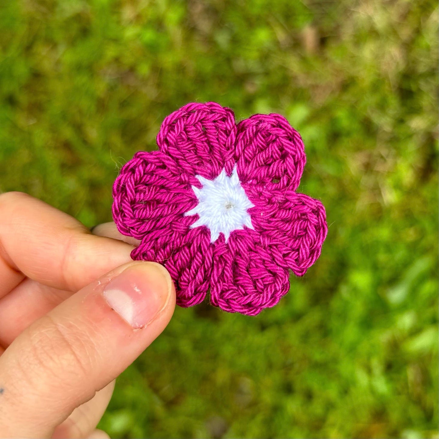 Broche Fleur au crochet - Coloris au choix