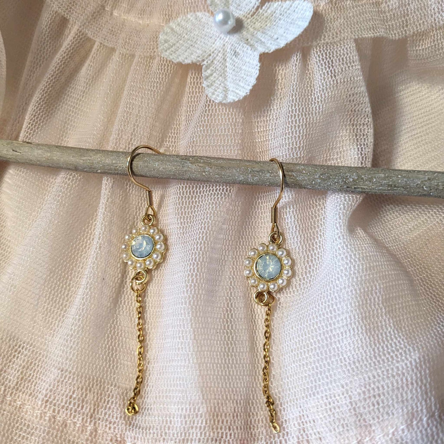 Boucles d'Oreilles Victorien - Baroque et son pendentif fleur