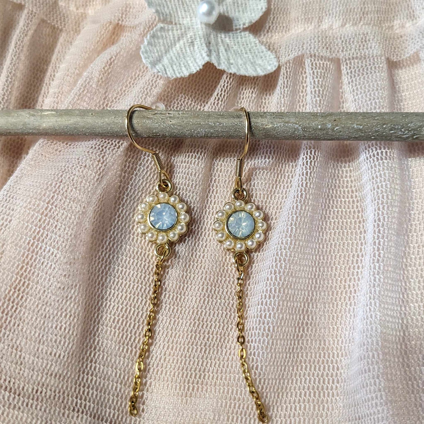 Boucles d'Oreilles Victorien - Baroque et son pendentif fleur