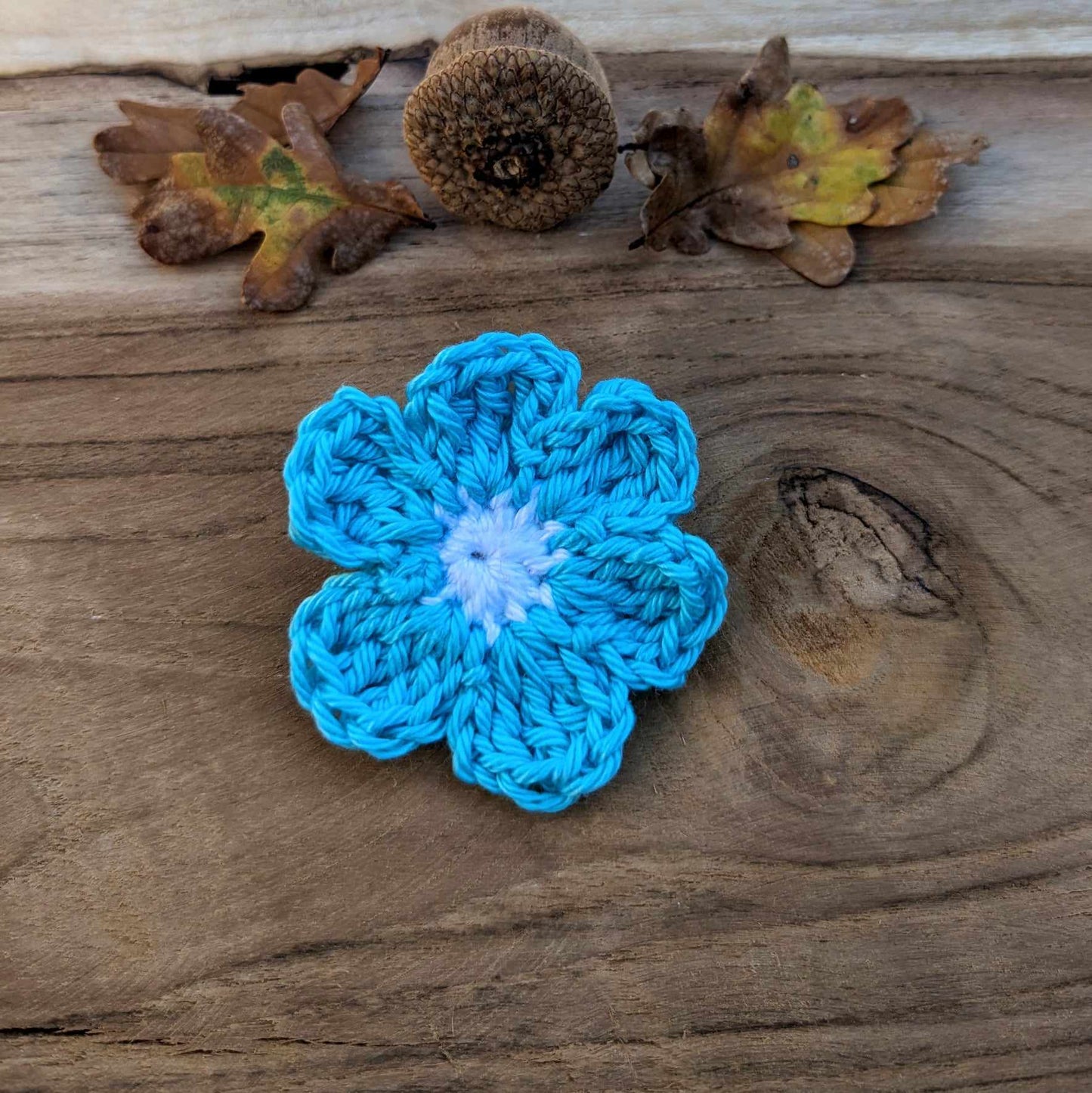 Broche Fleur au crochet - Coloris au choix