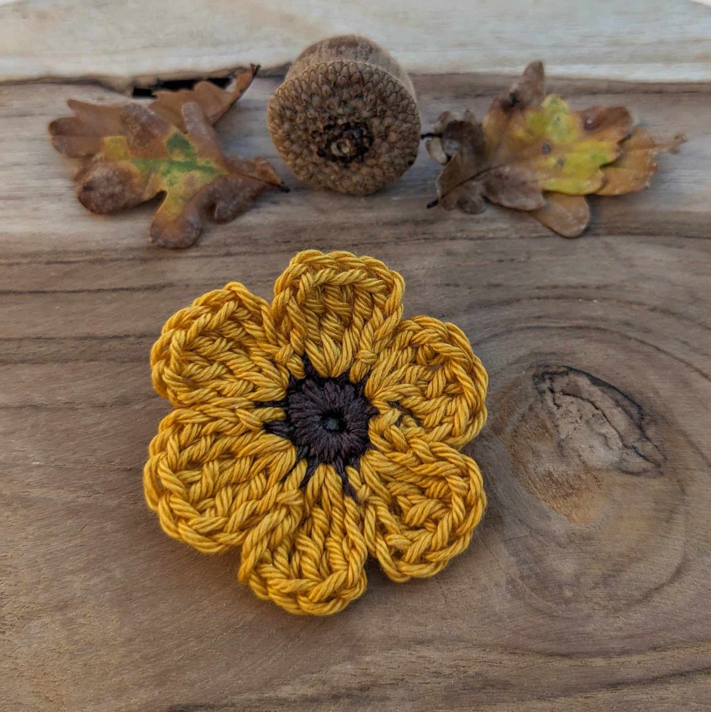 Broche Fleur au crochet - Coloris au choix