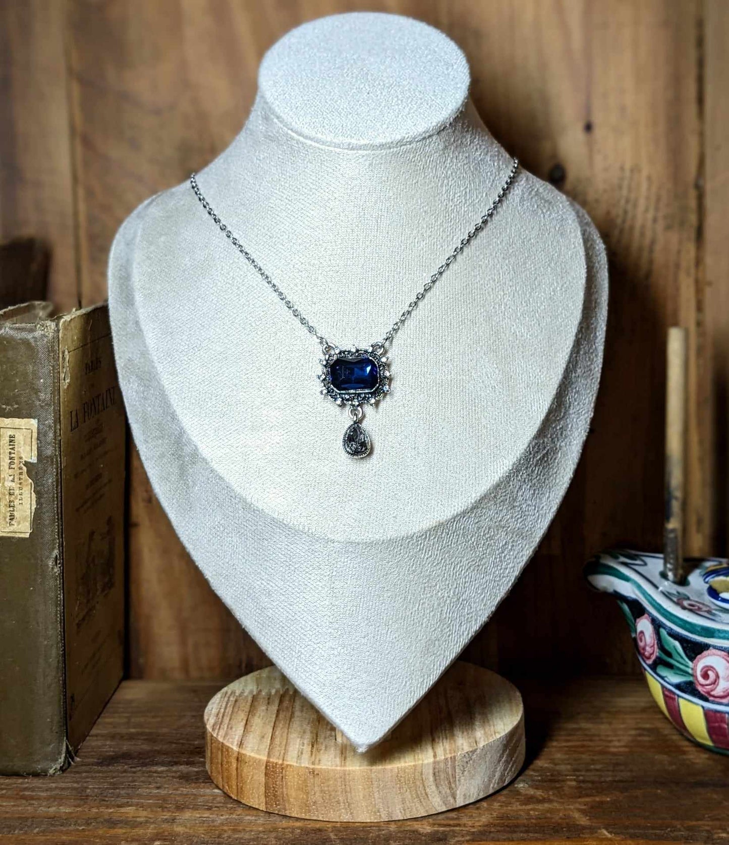Collier Victorien pendentif bleu océan - Chaine en acier inoxydable