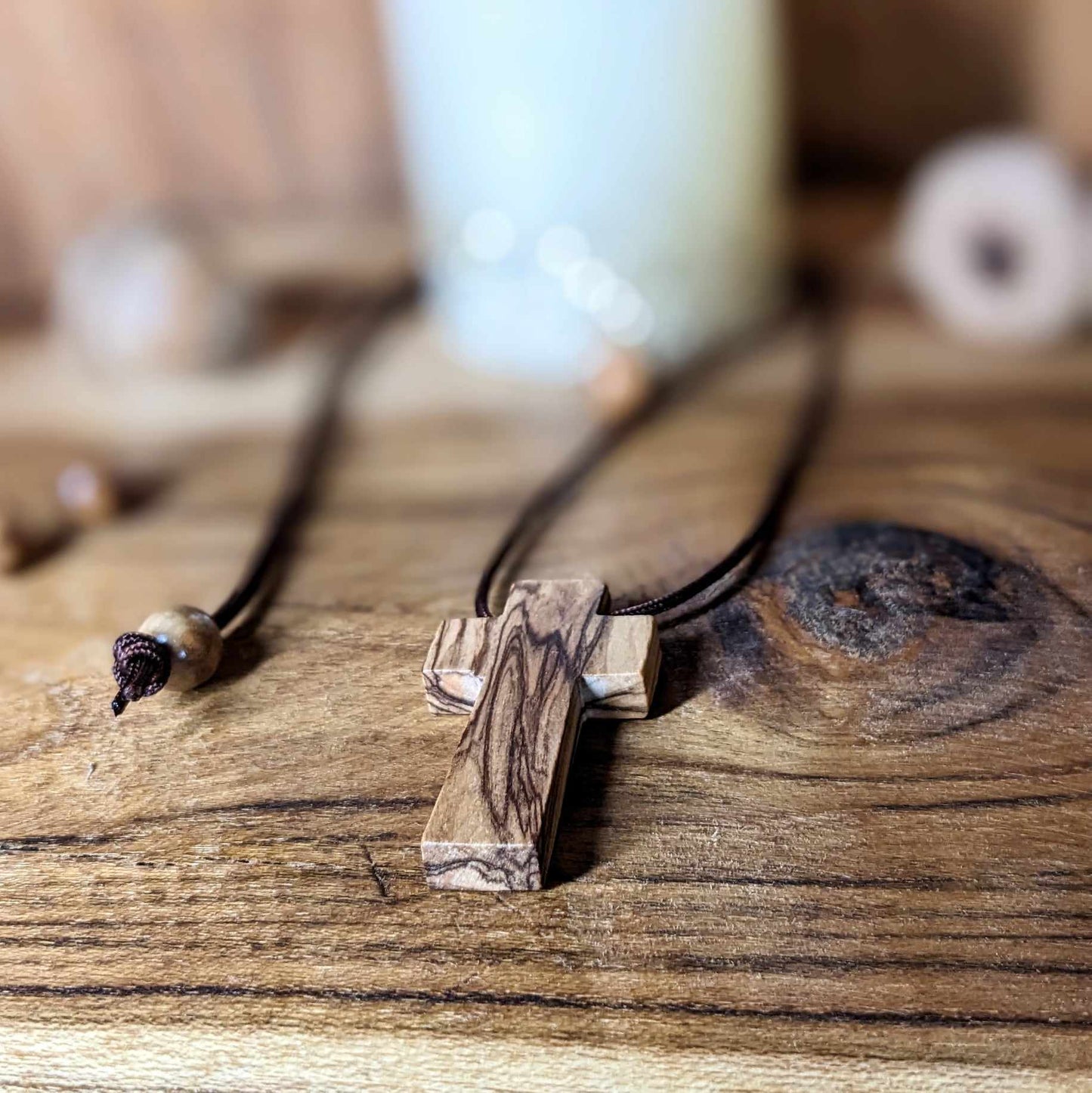 Croix en Bois d'Olivier