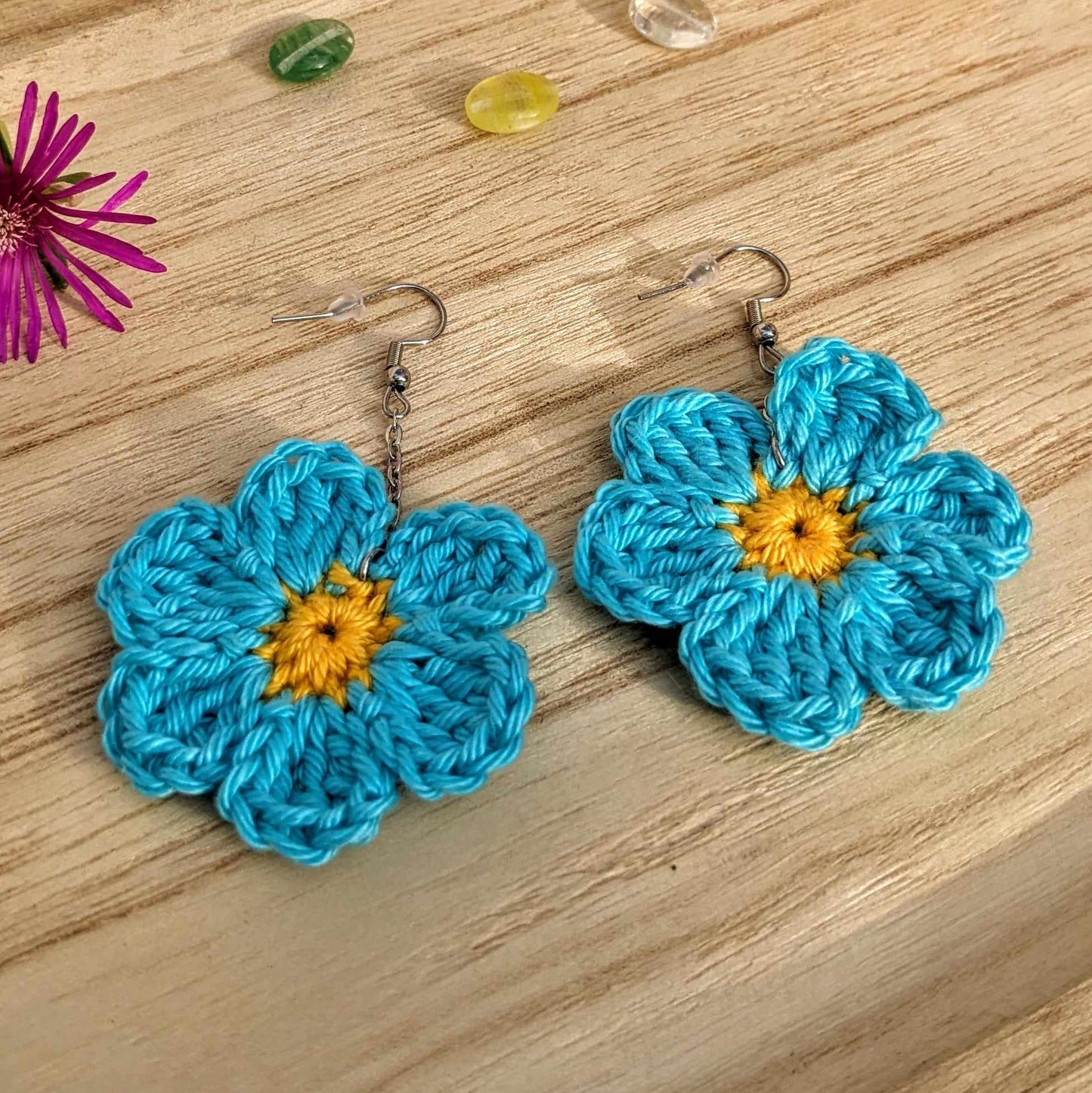 Boucles d'oreilles crochetées 🩵Les P'tites Sauvages💛 - Coloris au choix