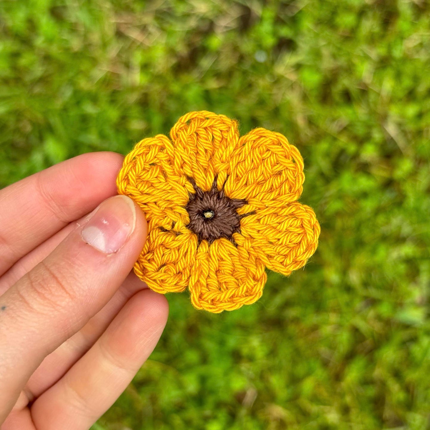 Broche Fleur au crochet - Coloris au choix