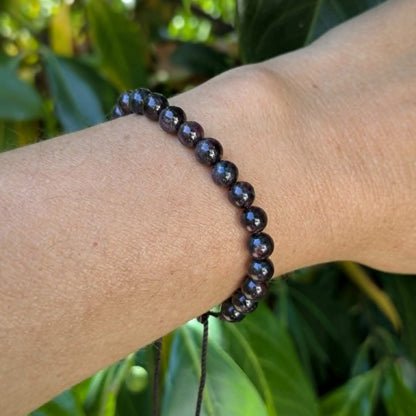 Bracelet en pierre naturelle de   Grenat 6 mm