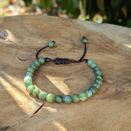 Bracelet en pierre naturelle de jade vert  6 mm