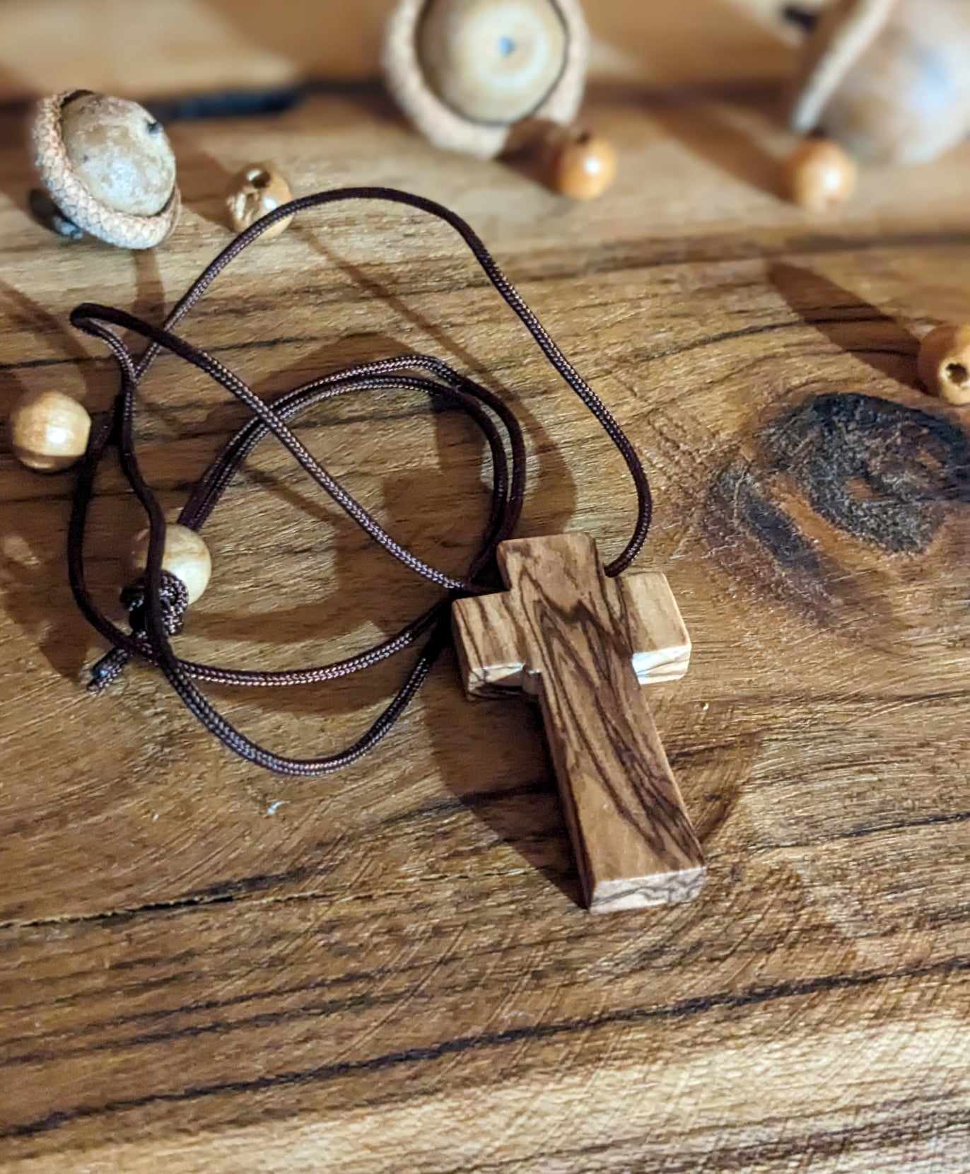 Collier Croix en Bois d'Olivier